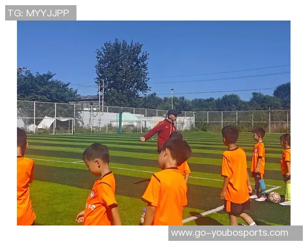 激烈对决绿茵场上足球赛的精彩瞬间与感人故事